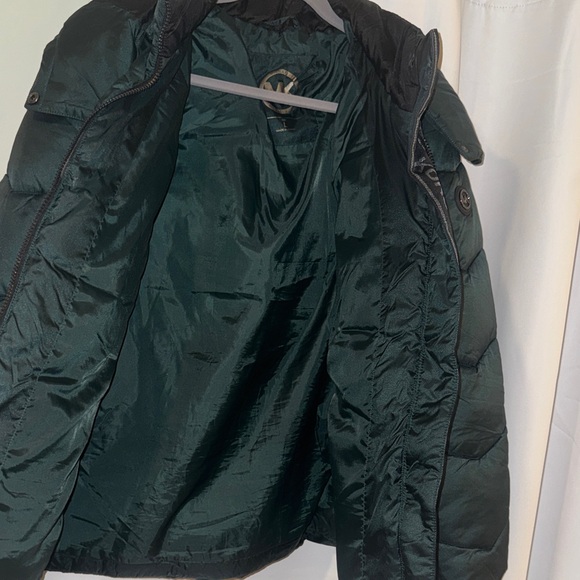 Michael Kors Women's Iridescent Green & Black Puffer Jacket - Picture 6 of 14